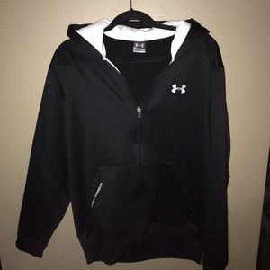 Black under armor fleece